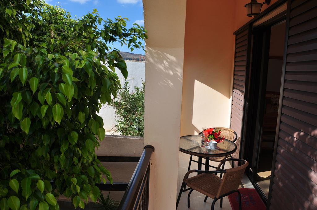 House Margot Hotel Palekastro Cameră foto