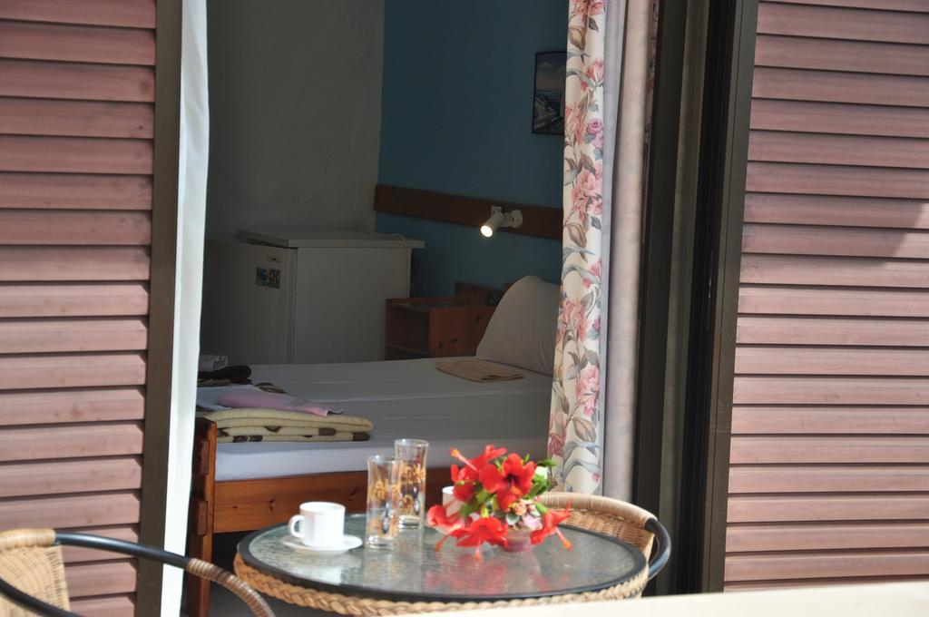 House Margot Hotel Palekastro Cameră foto